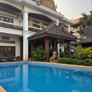 Shining Angkor Boutique Hotel